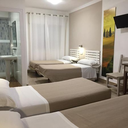 Hostal Puerto Beach Motril Exterior foto